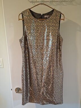 banana republic silver sequin dress NWT Banana Republic Strappy Sequin Dress, Supper Silver SIZE 4